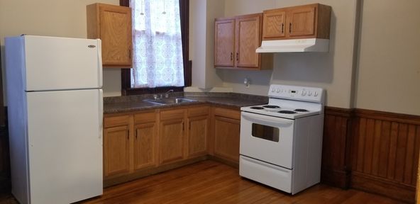 3 Irving St, Worcester, MA 01609